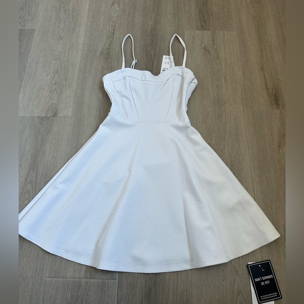 NWT HOLLISTER White skater dress size XXS short